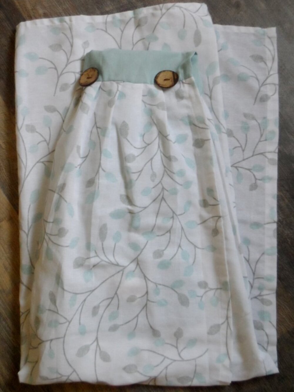 Curtan Panel Aqua Blue & Gray Leaves Aqua top w/Buttons